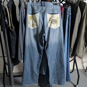 CRAZY Ecko Unltd ultra baggy jeans